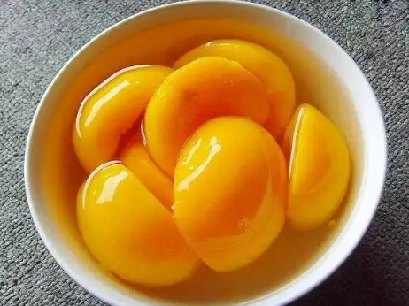 黄桃罐头可以晚上睡前吃吗