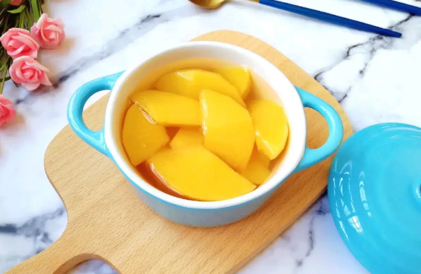 黄桃罐头过期了还能吃吗