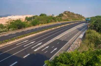 2023春节期间上高速免费在高速路口拿不拿卡