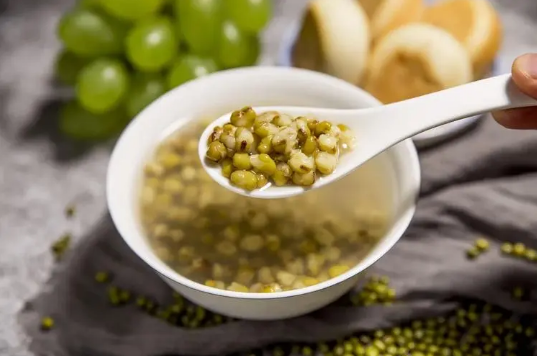 嗓子疼喝绿豆汤管用吗