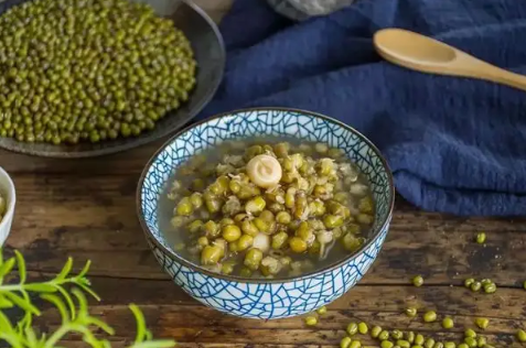 嗓子疼喝绿豆汤管用吗