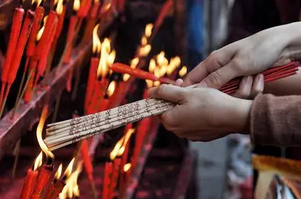 2023大年初一上香是水果供还是肉供