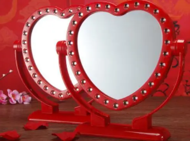 结婚拿镜子必须要男孩吗