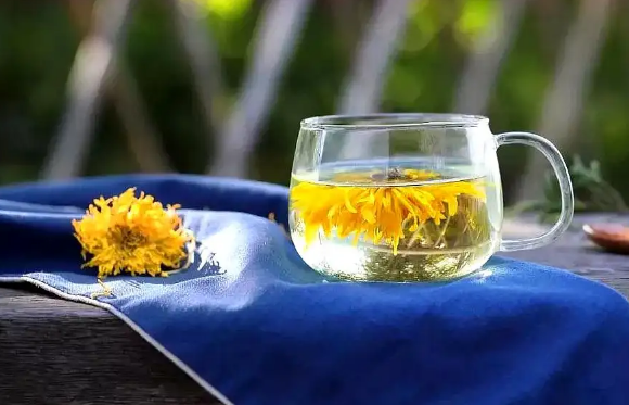 菊花茶放冰糖好还是不放冰糖好