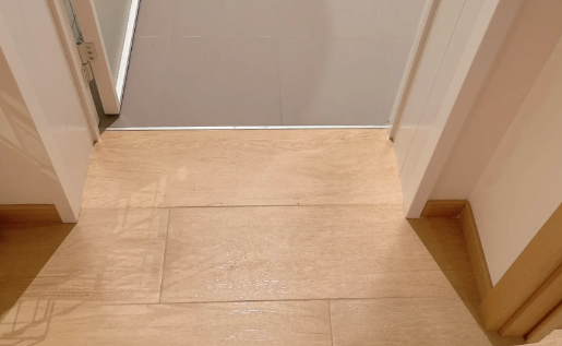 地板砖有腥味是不是就说明质量不好