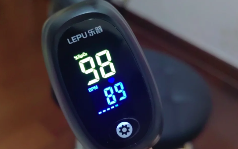 血氧仪买多少钱的合适