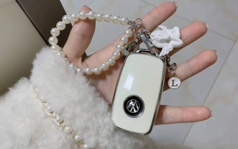 车钥匙和衣服一起洗了还能用吗