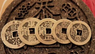 五帝钱挂在店铺哪里最好