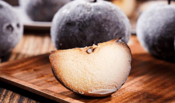 冻梨是硬的时候吃还是软的时候吃