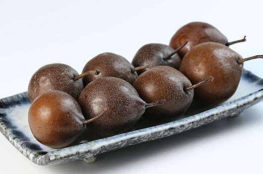 冻梨是硬的时候吃还是软的时候吃