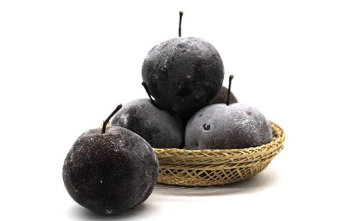 冻梨里面黑了还能吃吗