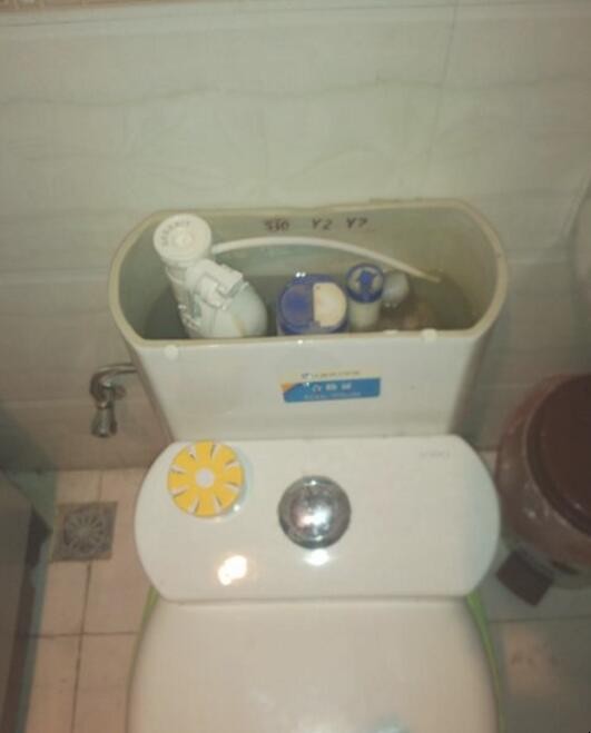 洁厕灵怎么用