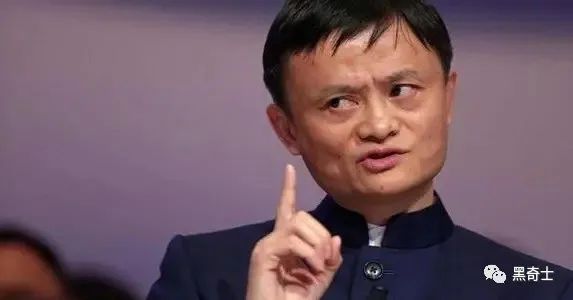 强奸女下属公司包庇，抢月饼开除，价值观为什么成了猴皮筋？