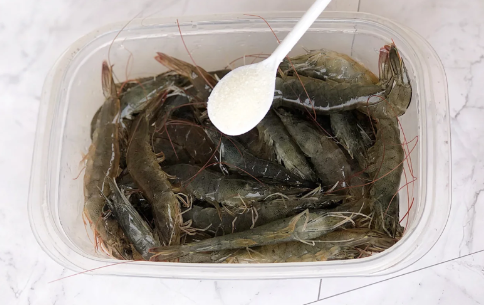 活虾可以放矿泉水瓶保存吗