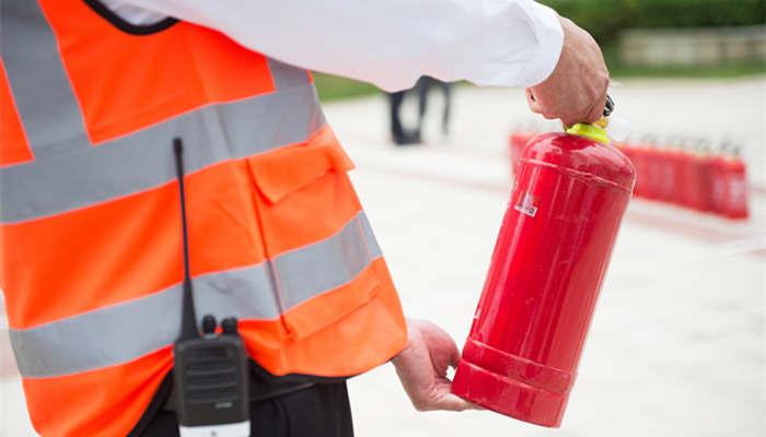 手提式干粉灭火器的有效期是多久 手提式干粉灭火器有效期一般是几年