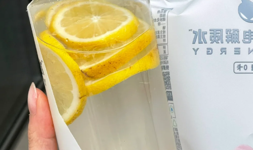 喝完电解质肚子疼正常吗