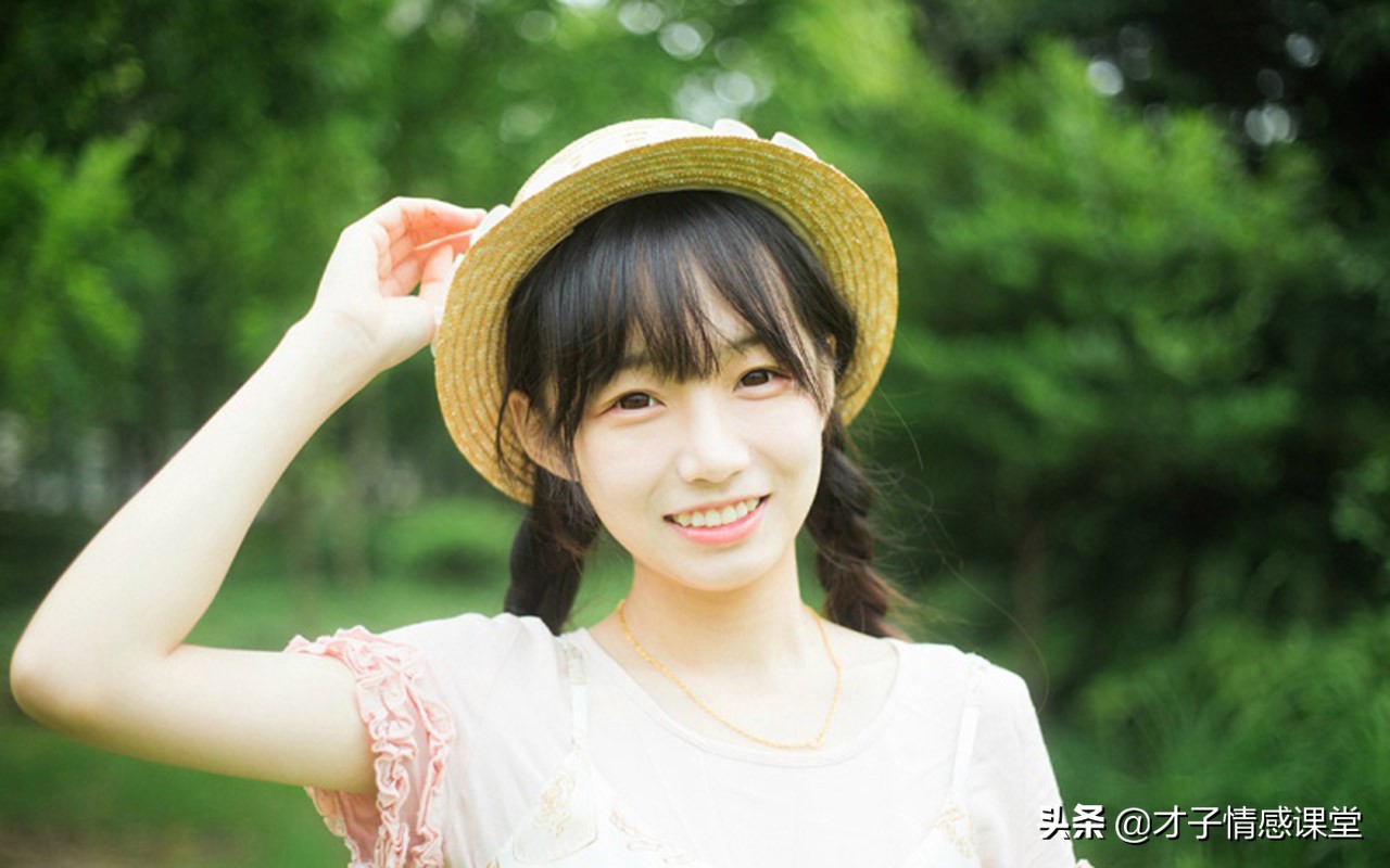 能让男人秒回消息的女人,有什么独家秘诀?教你“握住”他的心