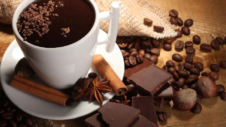 每天什么时间段喝蜂蜜好?蜂蜜的功效和作用都有哪些