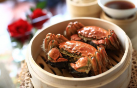 螃蟹是买捆着的好还是没有捆的好