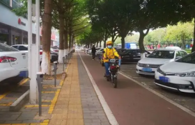 马路边什么线可以停车