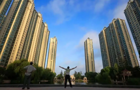 房贷收入证明上的金额能多写一点吗